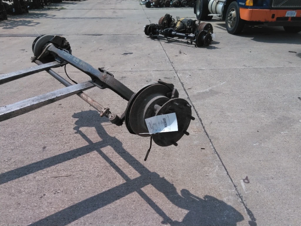 GMC ALL AXLE ASSEMBLY, FRONT (STEER) OEM# 2CF G3675NX 15, 15654428 