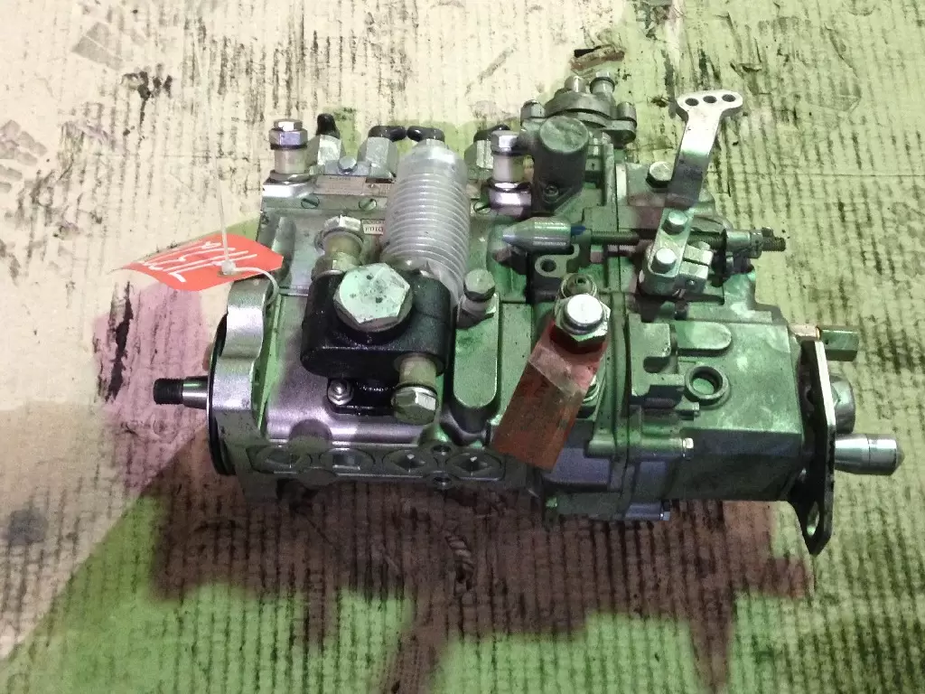 ISUZU FUEL INJECTION PUMP in Lansing, IL #ZEXEL-FIP-101041-92