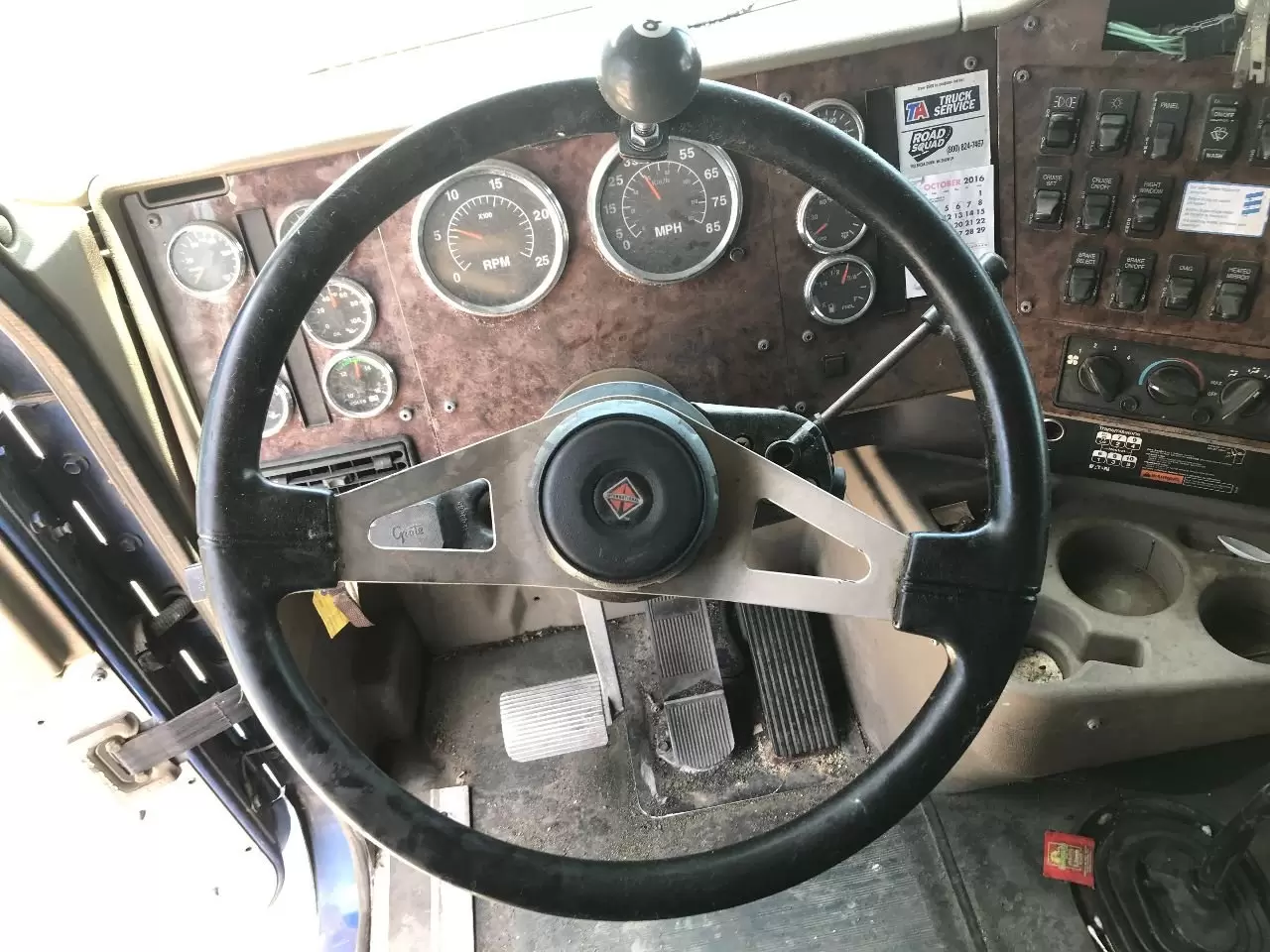 International 9400 Steering Column in Kansas City, MO #25254649