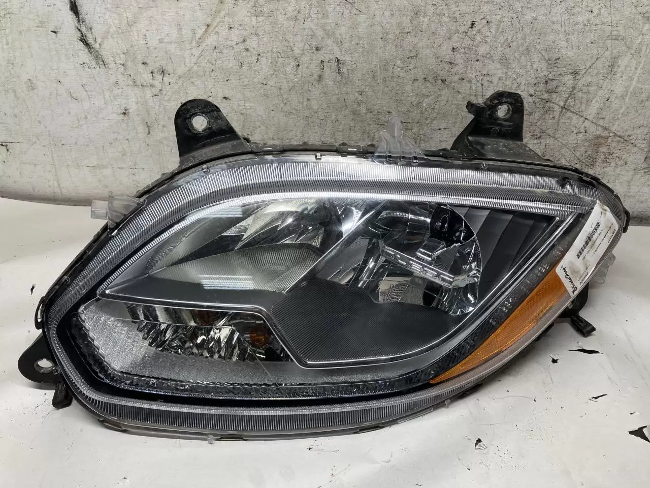 International LT Headlamp Assembly OEM# 4049967C99 in Sioux