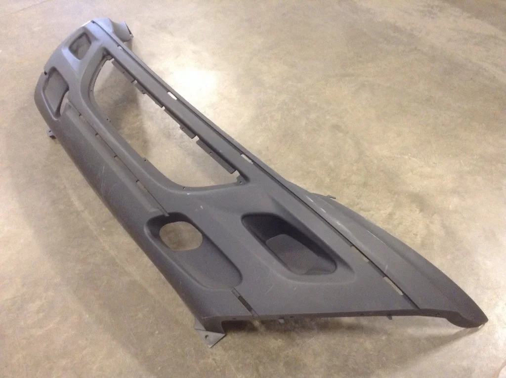International PROSTAR Bumper Assembly, Front OEM# 3720611C3 in 