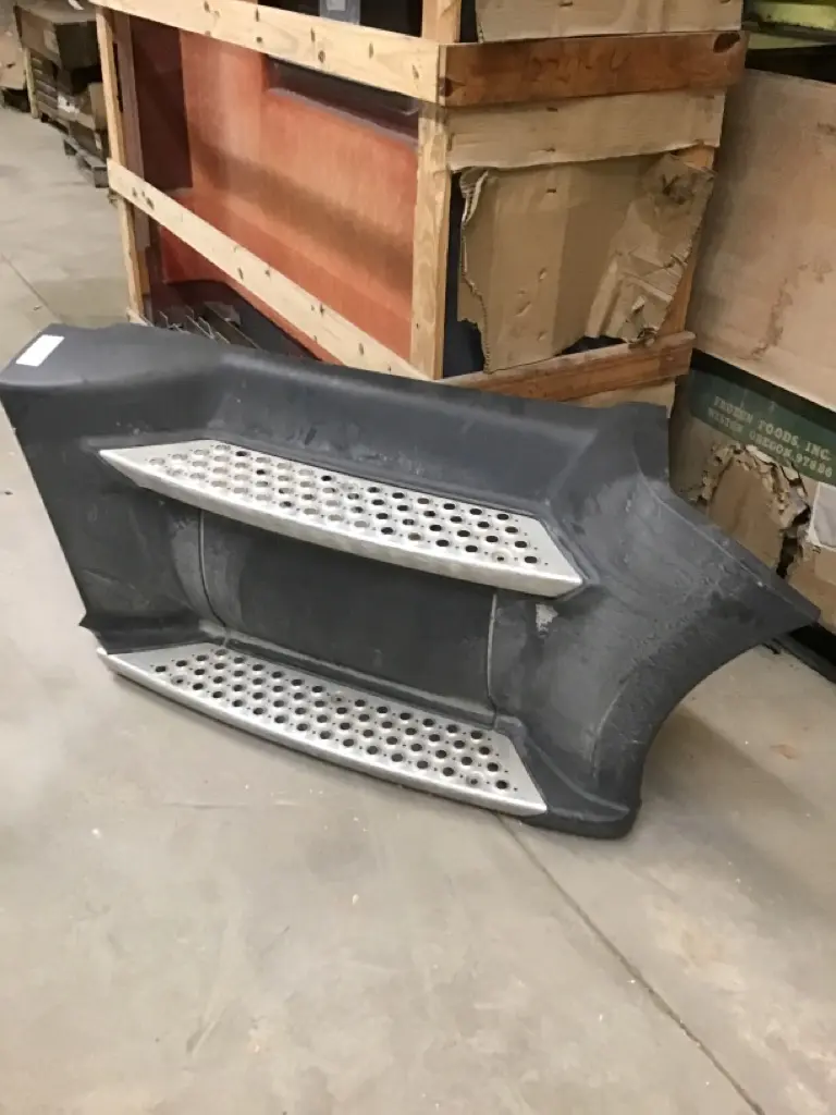 KENWORTH T680 CAB SKIRT/SIDE FAIRING in Wykoff, MN #2258914