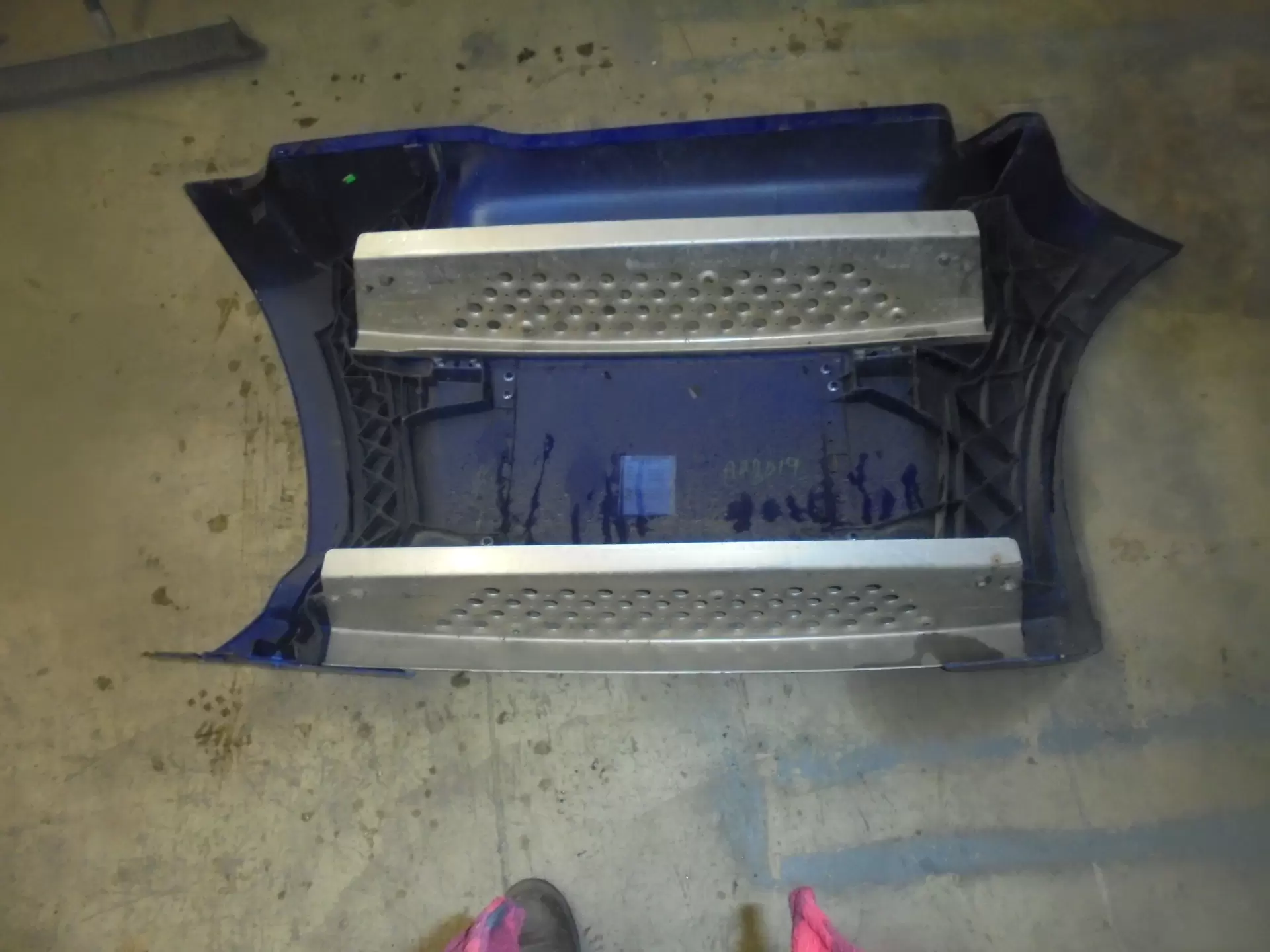 KENWORTH T680 Fairing, Side OEM# A33-1099-2101 in SPOKANE
