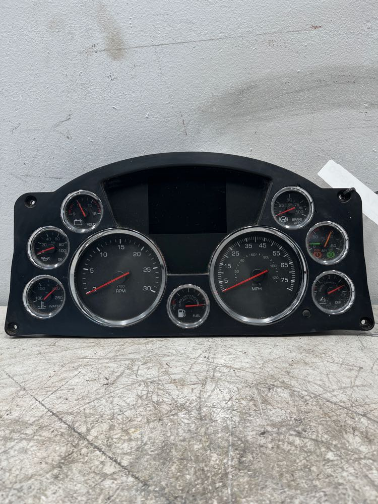KENWORTH T680 Instrument Cluster OEM# Q43116612021 in Dorr, MI 