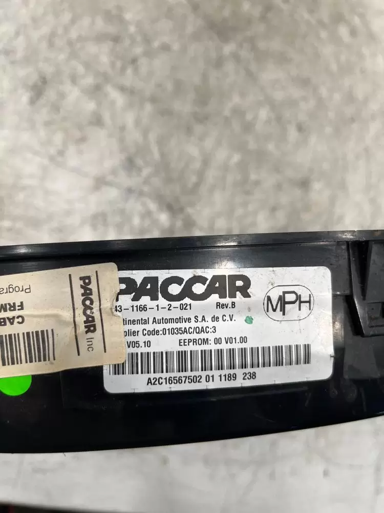 KENWORTH T680 Instrument Cluster OEM# Q43116612021 in Dorr, MI 