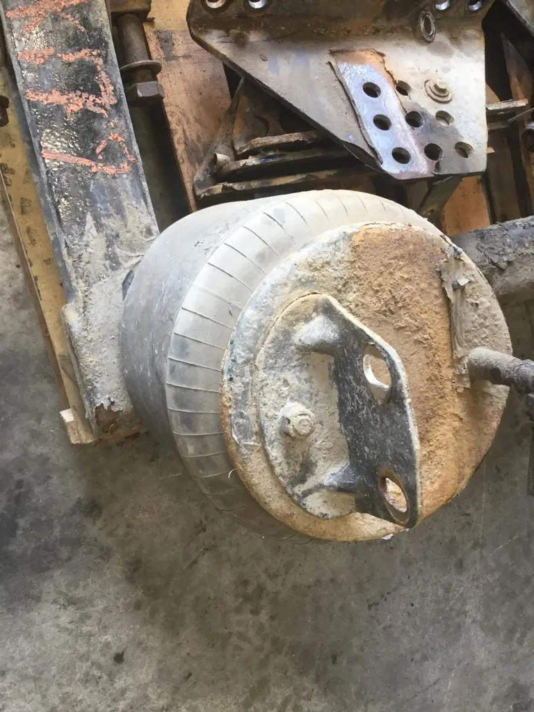 KENWORTH T800 Steering or Suspension Parts, Misc. OEM# 90018737 in  