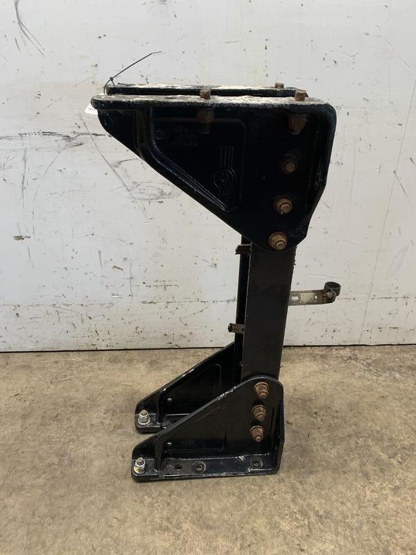 KENWORTH Frame Crossmember OEM# K1402437R in Dorr, MI