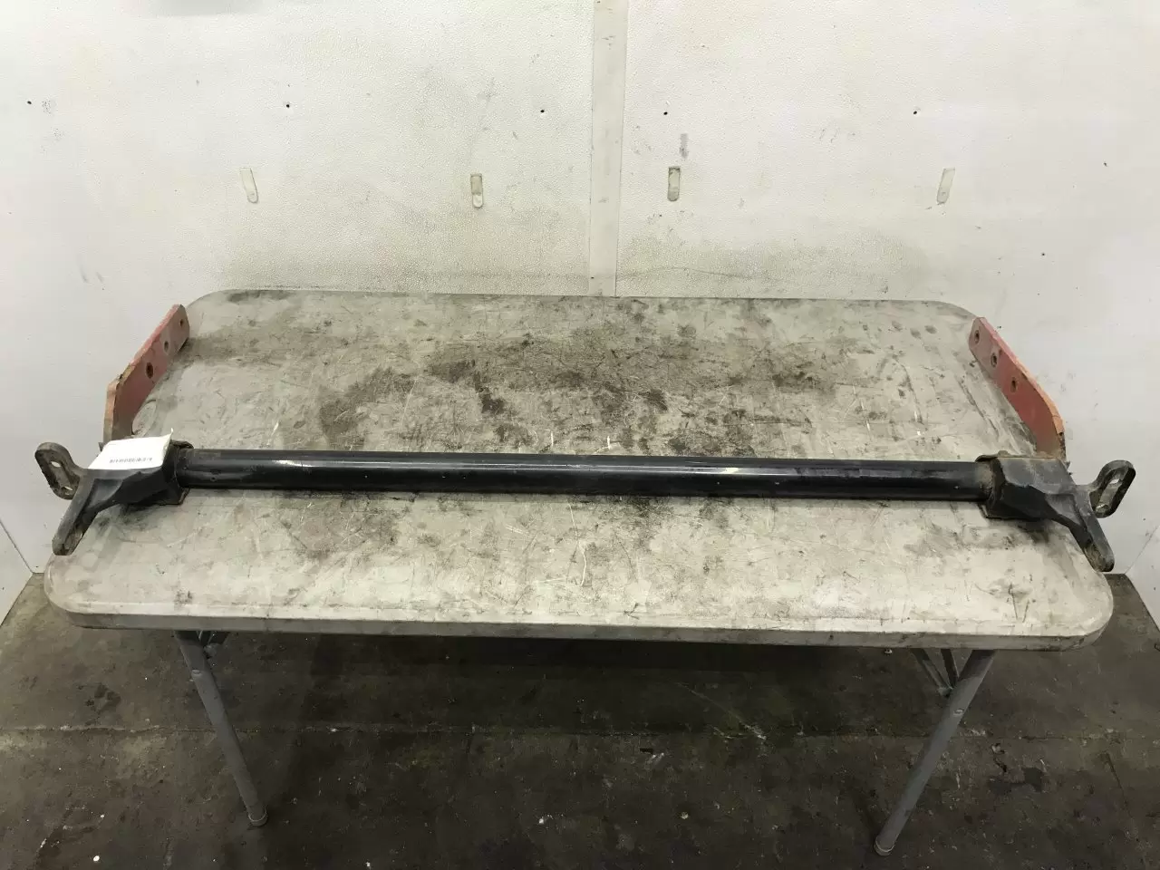 Kenworth T440 Hood Hinge in Kansas City, MO $484.00 #24996433