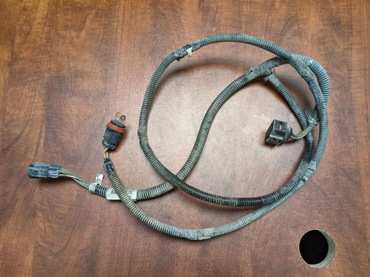Kenworth T660 Hood Wiring Harness OEM# P92-2883-005 in Des