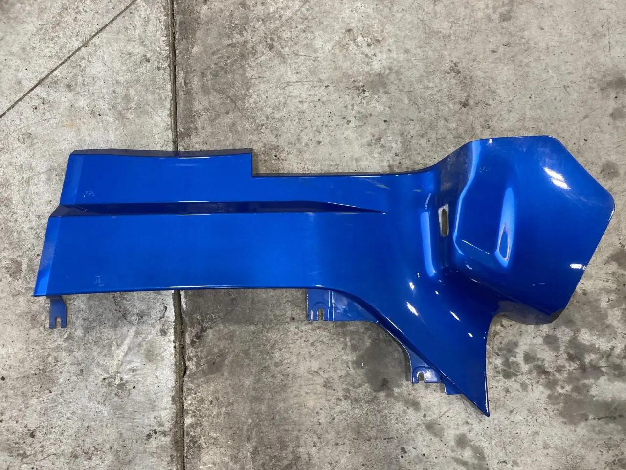 パーツ No8 KENWORTH T880 HOOD SIDE MARKER (AMBER) | Lynn Truck Parts