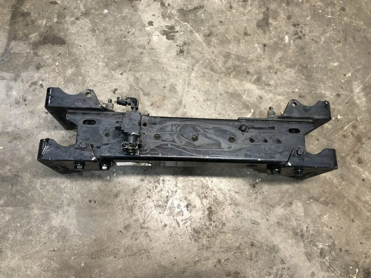 Kenworth T680 Crossmember OEM# A24-1009 in Spencer, IA