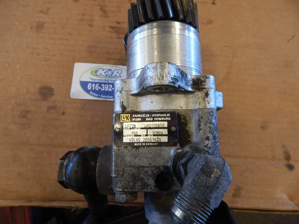 LUK LF-21122953 Power Steering Pump OEM# 20561420 in Holland, MI 