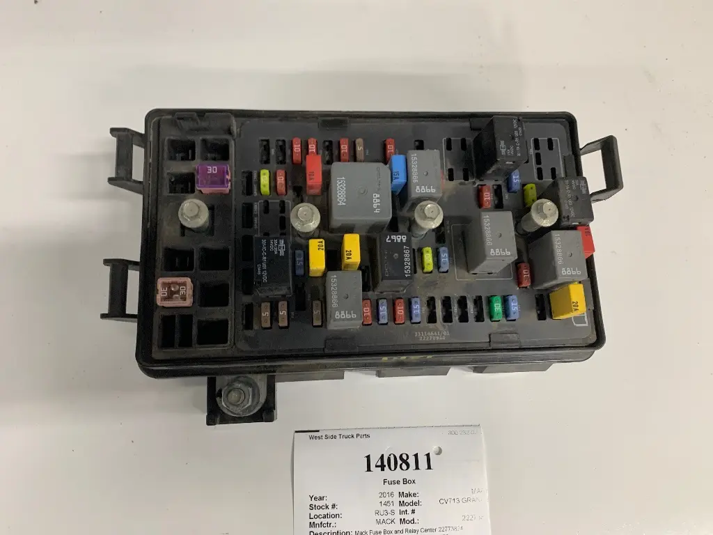 MACK 22273824 Fuse Box OEM# 22273824 in OWENSBORO, KY #140811