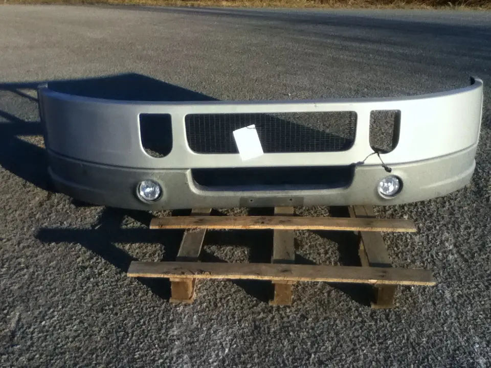 MACK CXU613 8611 bumper, front OEM# 82049646 in Advance, NC #70470