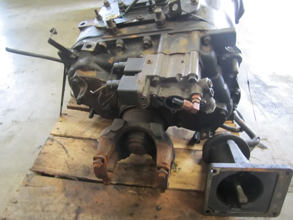 MERITOR MO16G10AM TRANSMISSION ASSEMBLY OEM# 20436056 in Easton 