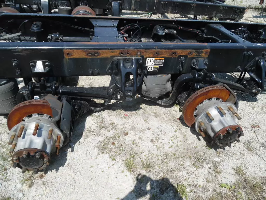 PACCAR MV2014PRTBD CUTOFF - TANDEM AXLE in Wykoff, MN