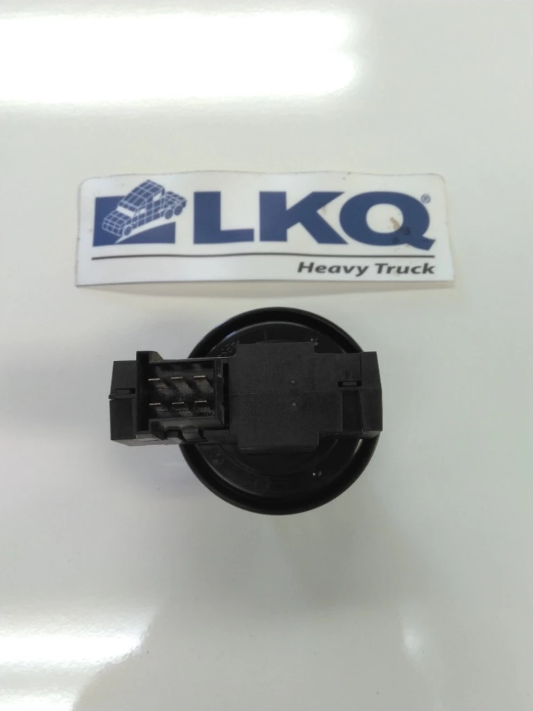 PETERBILT 389 RADIO A/V EQUIPMENT OEM# Q27-6029 in Portland PETERBILT 389 RADIO A/V EQUIPMENT OEM# Q27-6029 in Portland