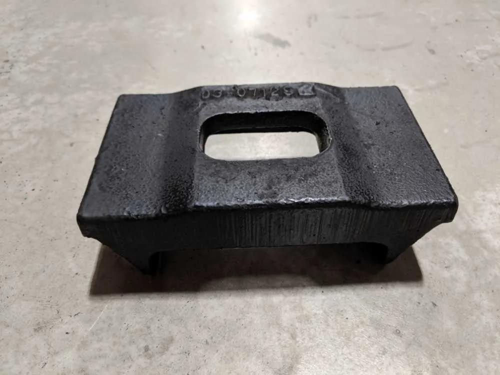 PETERBILT DS-404 Suspension Bracket OEM# 0307129 in Dorr, MI #641 