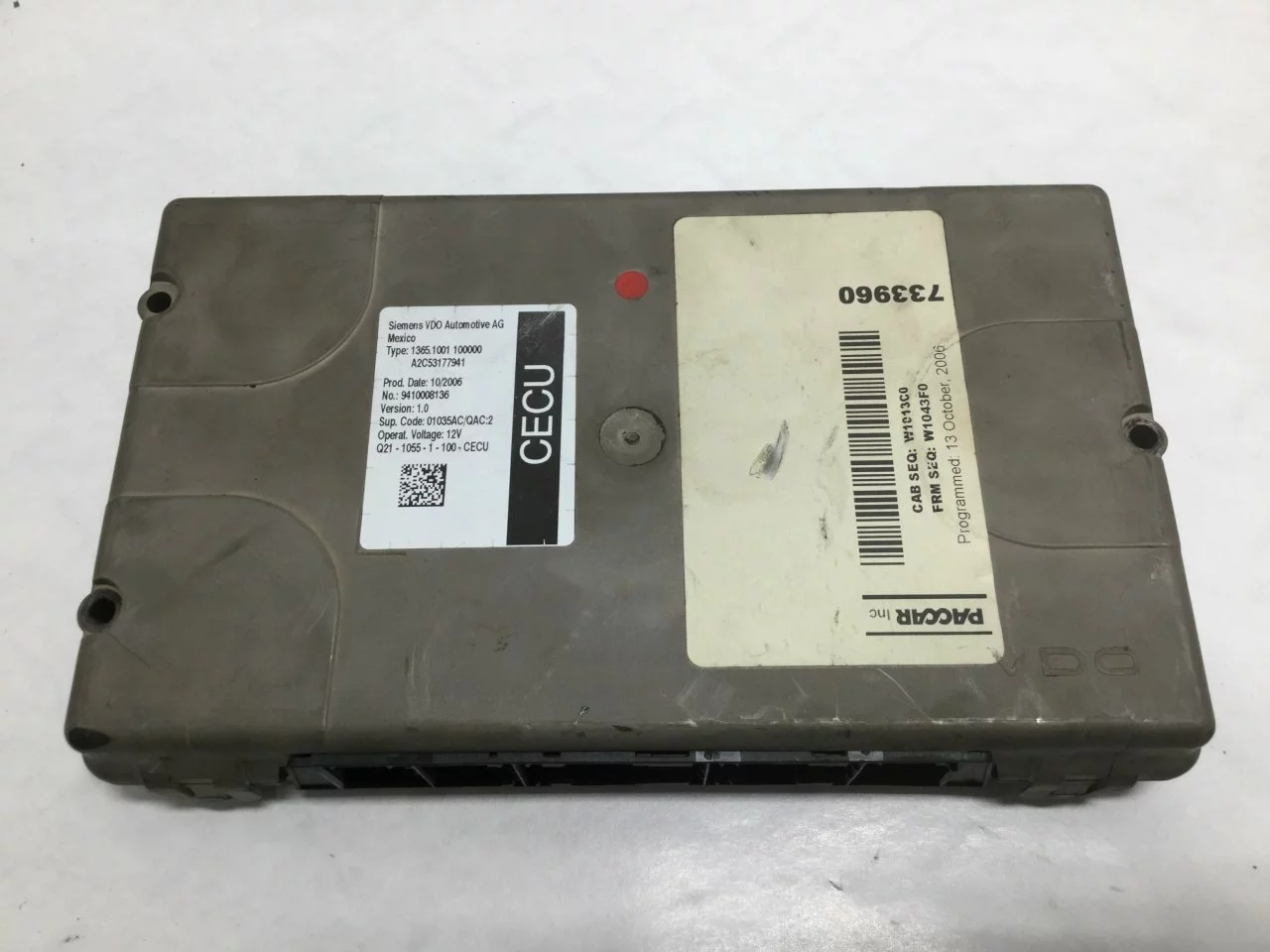 Peterbilt 388 Cab Control Module CECU OEM# Q21-1055-1-100 in