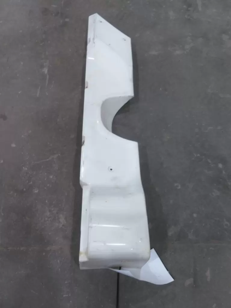 STERLING A9513 CAB SKIRT FILLER PANEL OEM# F6HT-9010128-A in STERLING A9513 CAB SKIRT FILLER PANEL OEM# F6HT-9010128-A in