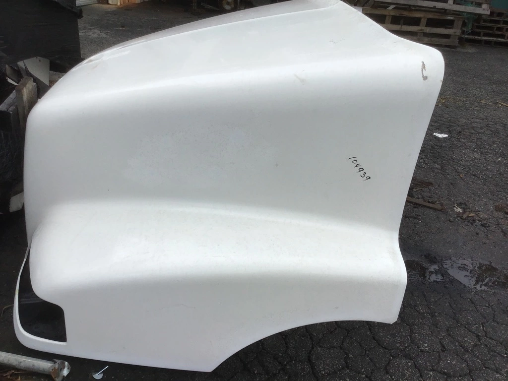 WHITE/VOLVO WCM HOOD in Athens, GA #2292029