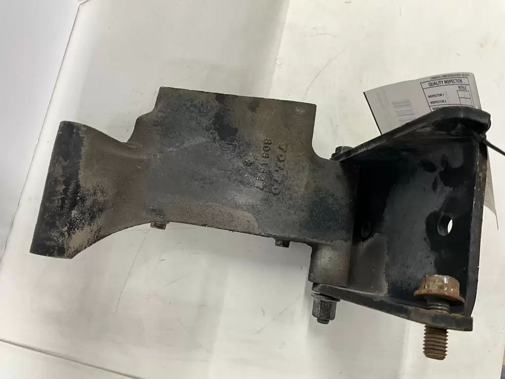 VOLVO VNL Brackets, Misc. OEM# 8084527 in CRANDALL, TX
