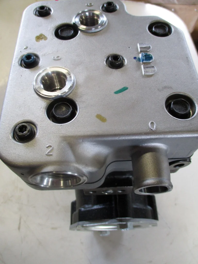 WABCO 911 153 019 AIR COMPRESSOR OEM# 4318219 in Athens, GA #CMM 