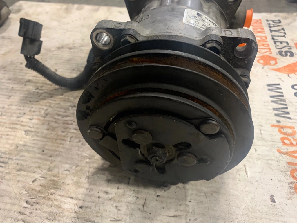 Air Conditioner Compressor OEM# B709S22 in Abbotsford