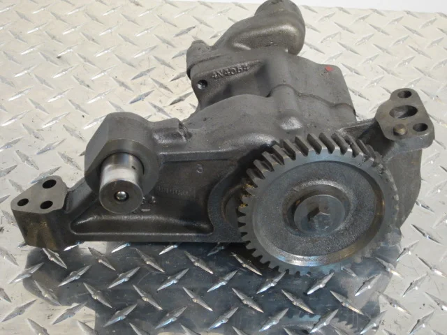 Oil Pump OEM# 2W2448 in Grand Rapids, MI #1031475