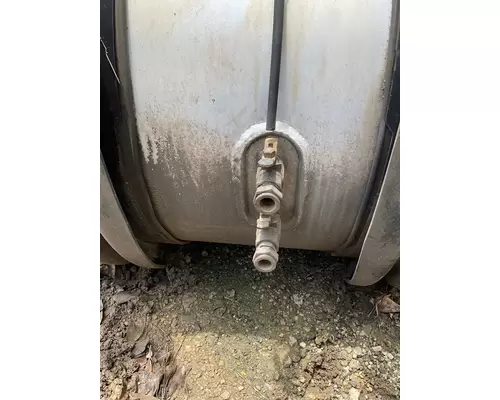  Volvo VNL Fuel Tank
