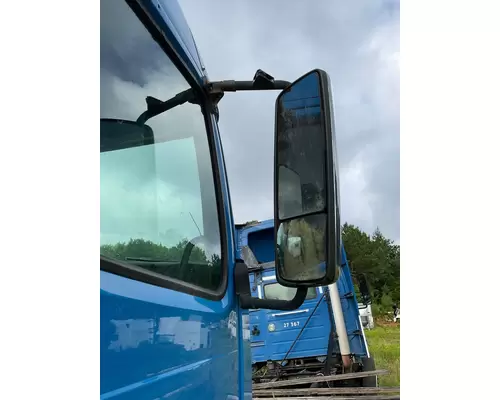  Volvo VNL Mirror (Side View)