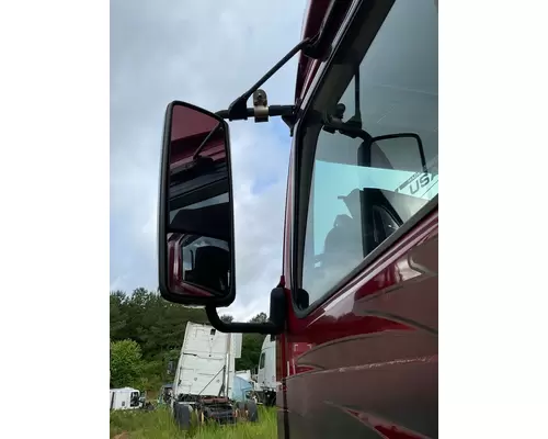  Volvo VNL Mirror (Side View)