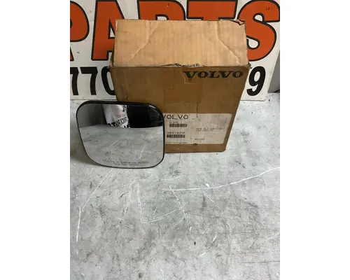  Volvo VNL Mirror (Side View)