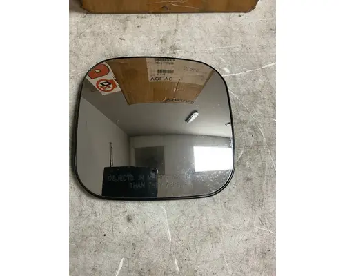  Volvo VNL Mirror (Side View)