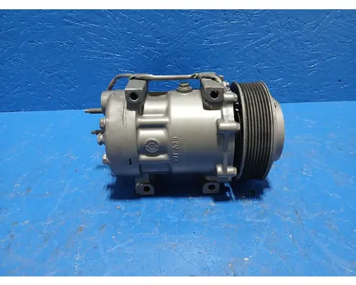 Air Conditioner Compressor   Diesel Truck Parts