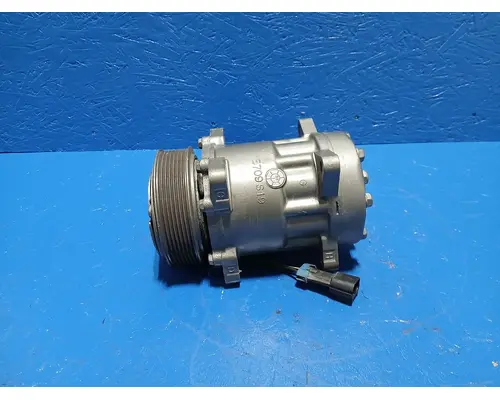 Air Conditioner Compressor   Diesel Truck Parts