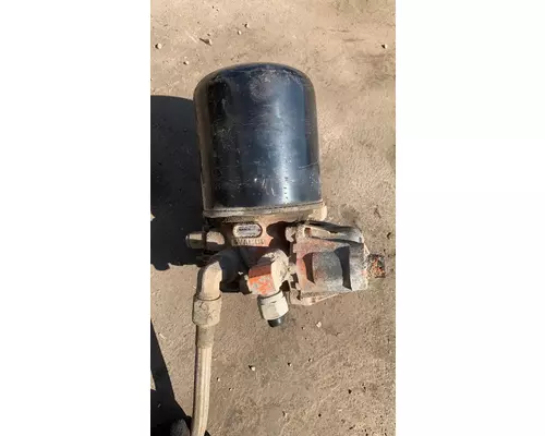 Air Dryer   Truck Salvage International Inc