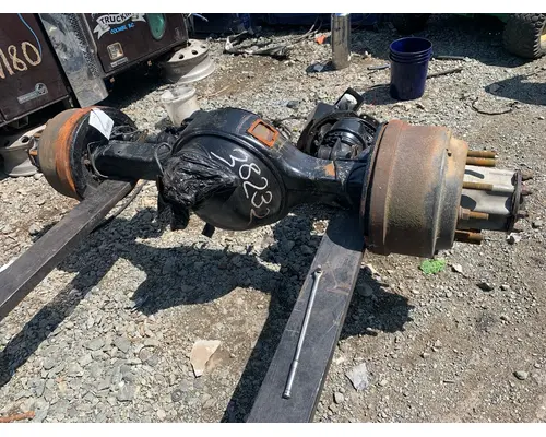 Axle Assembly, Front (Steer)   Payless Truck Parts
