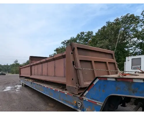 Body / Bed   Truck Salvage International Inc