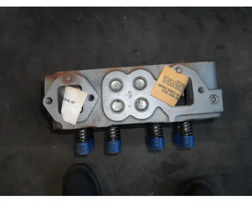 Cylinder Head   Valley Truck - Grand Rapids