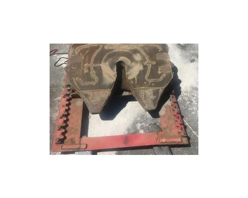 Fifth Wheel   American Truck Salvage