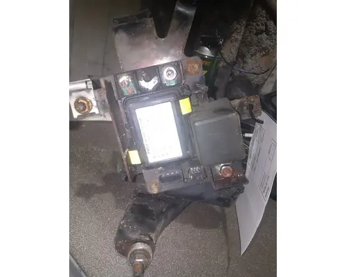 Fuse Box   Truck Salvage International Inc