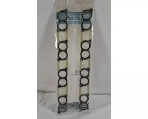 Gasket Kit   Lund Truck Parts