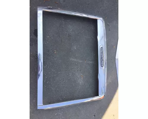 Grille   Payless Truck Parts