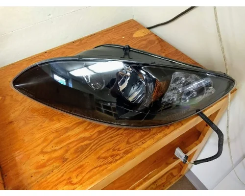Headlamp Assembly   Camerota Truck Parts