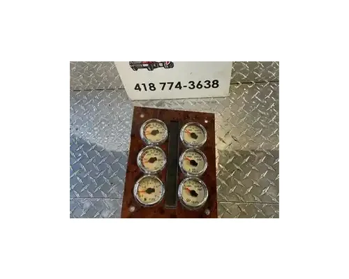 Instrument Cluster   Les Camions Gilbert