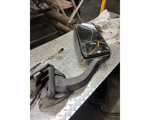 Mirror (Side View)   Hatch Trucking &amp; Salvage Parts LLC