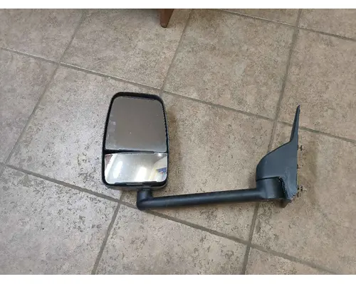 Mirror (Side View)   Truck Salvage International Inc