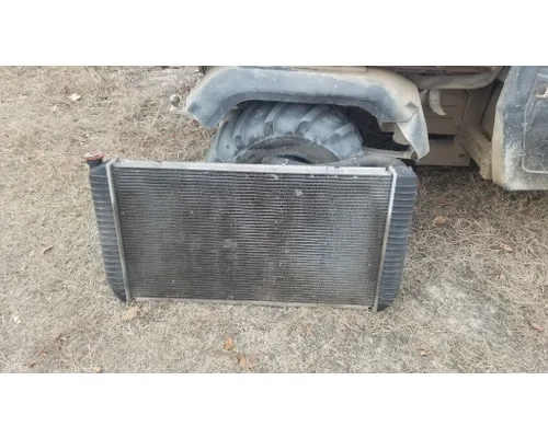 Radiator   B &amp; W  Truck Center