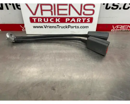 Seat Belt   Vriens Truck Parts